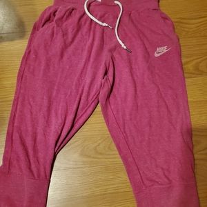 Girl's Nike Capri Joggers Size Large